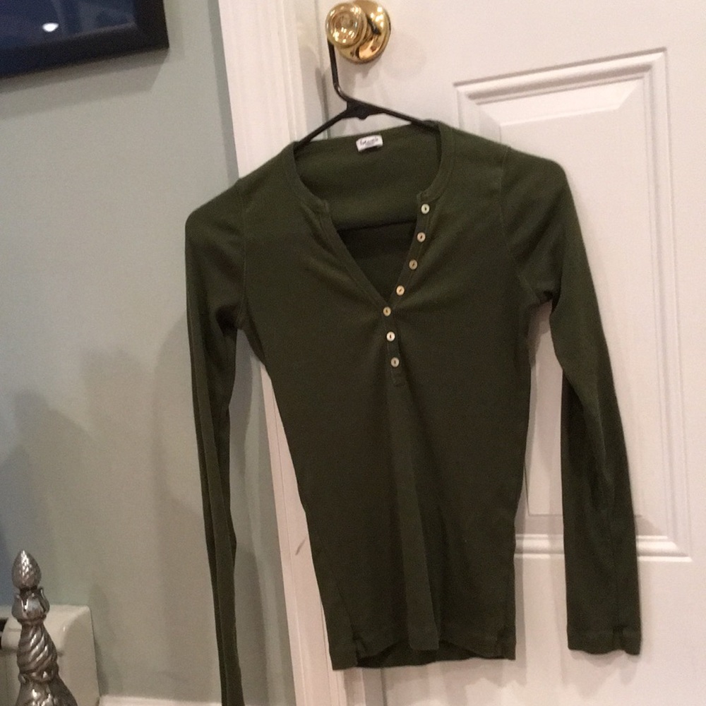 Women’s shirt